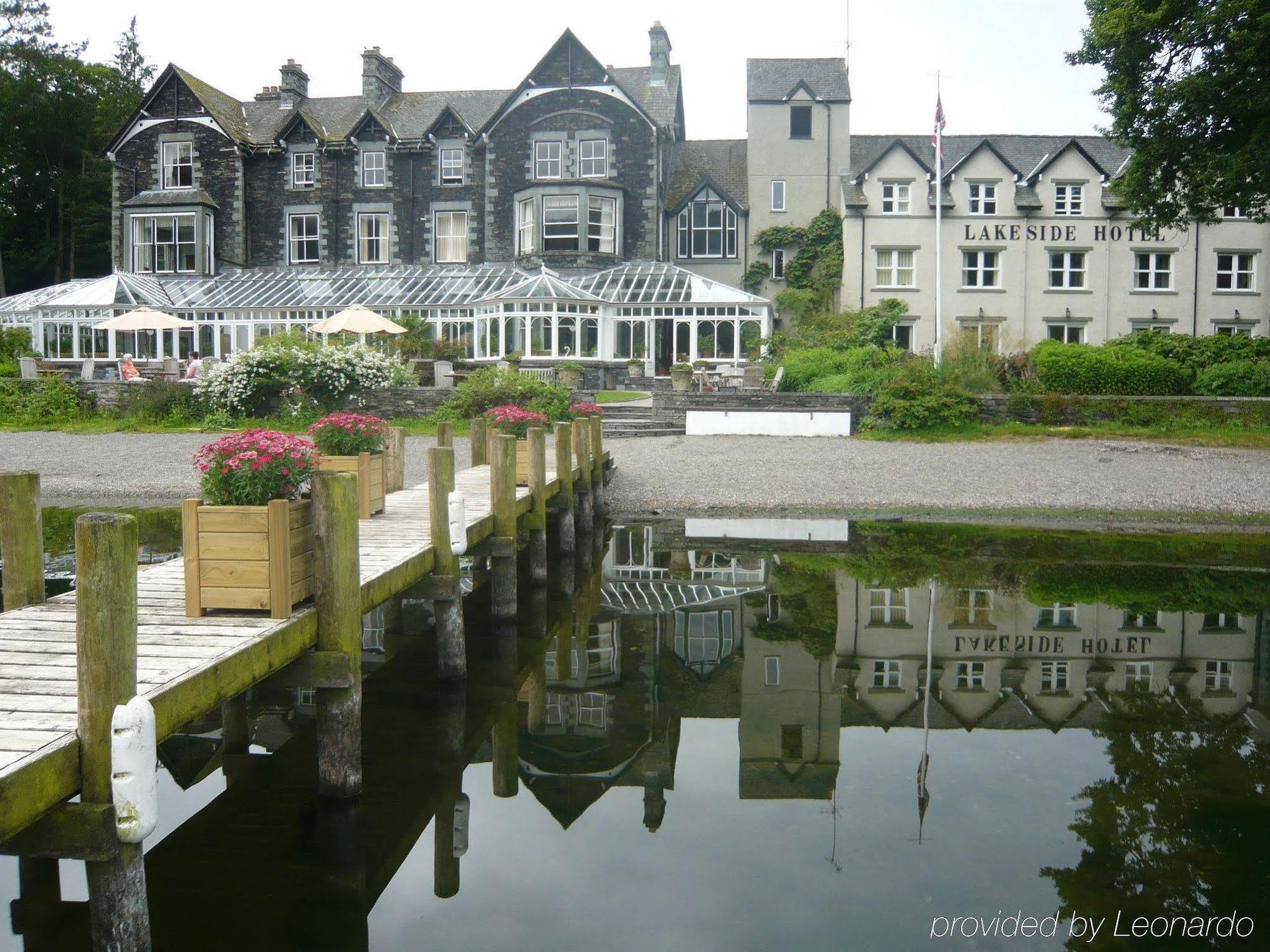 And 4* Lakeside