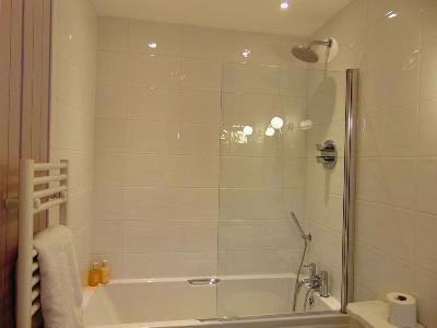 And Hotel